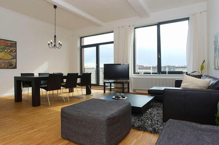 Spacious Studio Apartment Friedrichshain Βερολίνο Δωμάτιο φωτογραφία