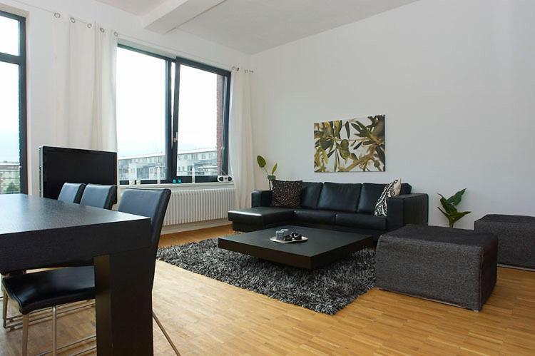 Spacious Studio Apartment Friedrichshain Βερολίνο Δωμάτιο φωτογραφία